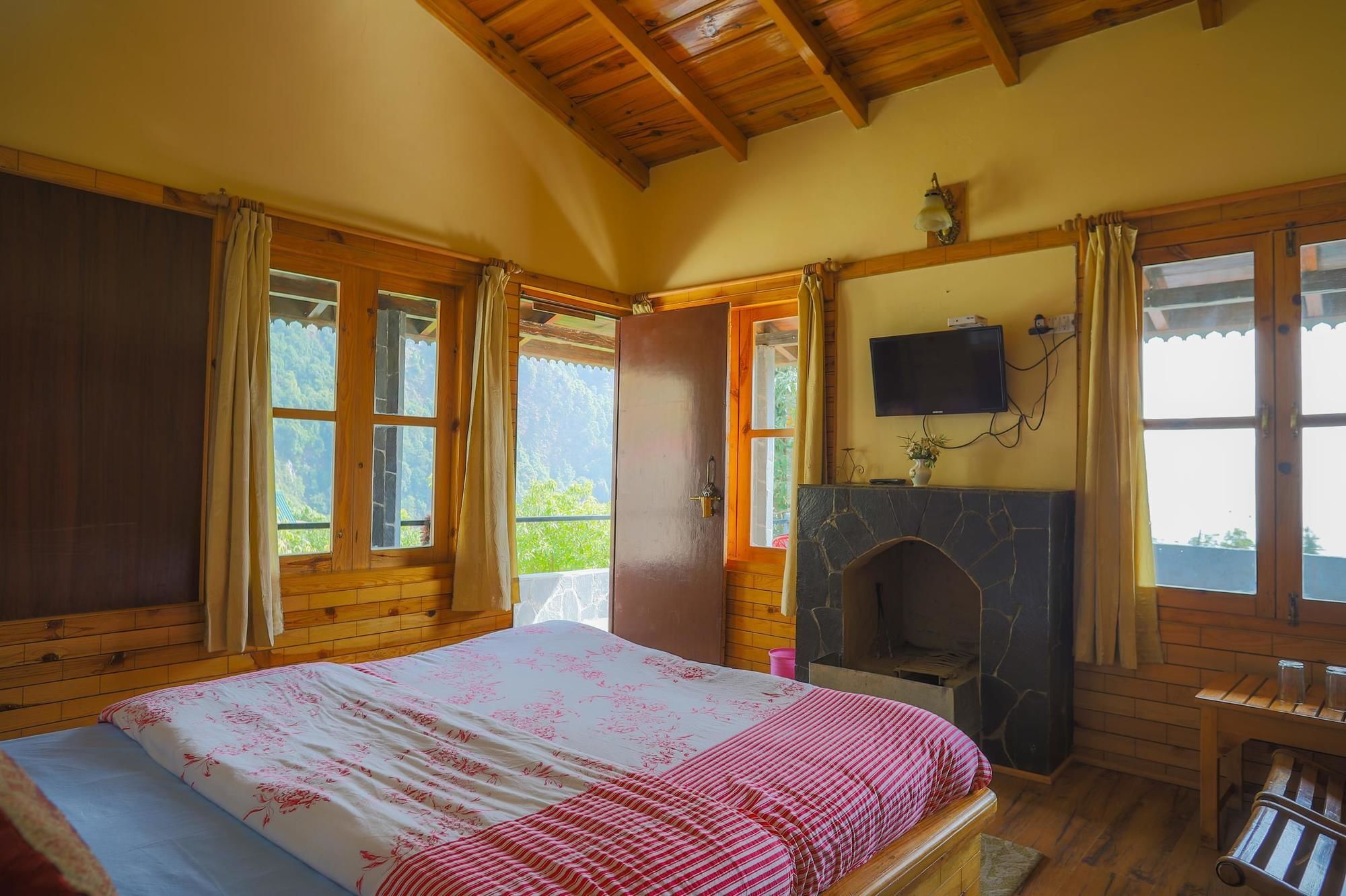 V Resorts The Nest Cottage Нейнитал Екстериор снимка