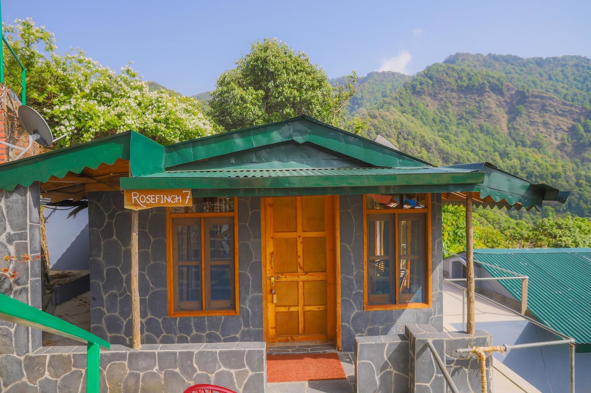 V Resorts The Nest Cottage Нейнитал Екстериор снимка