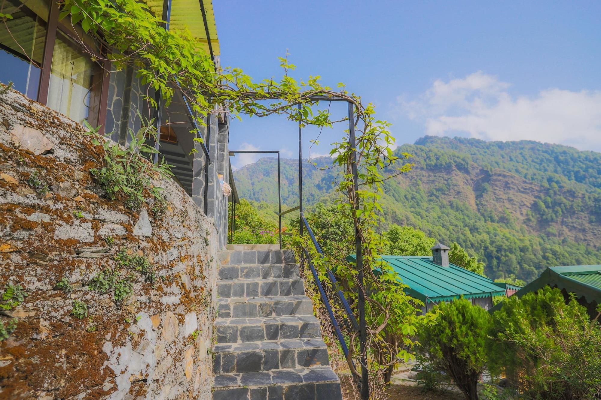 V Resorts The Nest Cottage Нейнитал Екстериор снимка